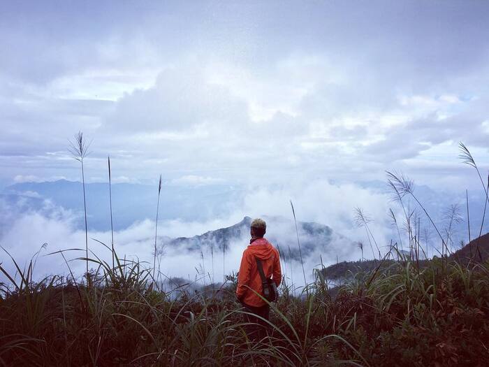 Mang theo quần áo ấm khi săn mây Hà Giang.