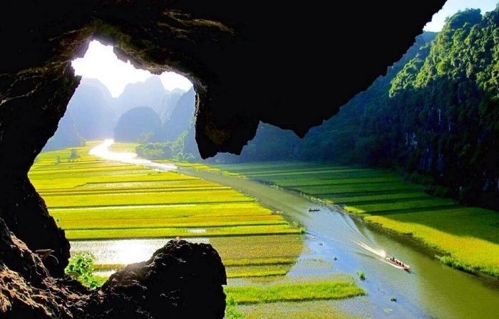 Tràng An - Mùa vàng giữa lòng di sản.