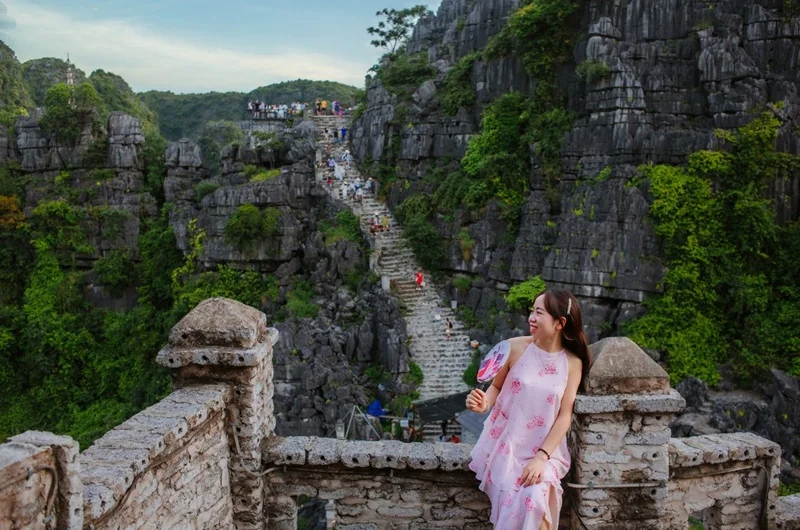 Hang Múa Ninh Bình với vẻ đẹp huyền bí, hoang sơ